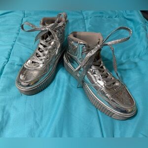 Cape Robbin, Silver High-Top Sneakers POLO-5 Size 7, Excellent Condition!!